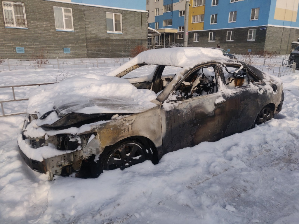 Авто Кулакова сгоревший Авто Кулакова сгоревший