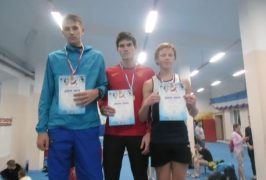 В манеже спорткомплекса «Капролактамовец» прошел открытый чемпионат Дзержинска по легкой атлетике.