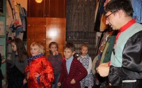 Дзержинский театр кукол проводит экскурсии за кулисы.