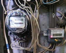 Ресурсоснабжающая организация в Дзержинске не спешит ставить новые приборы учета электричества вместо устаревших.