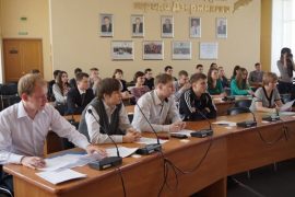 Молодежный парламент Дзержинска подвёл итоги работы за год.