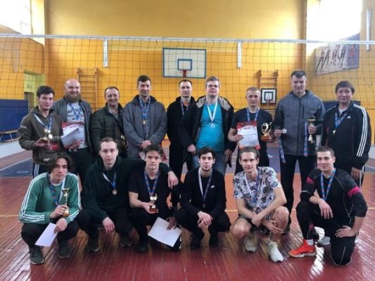 В Дзержинске завершился волейбольный чемпионат.
