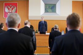 25 декабря на очередном заседании местного парламента был избран новый глава администрации города. Им стал Геннадий Виноградов