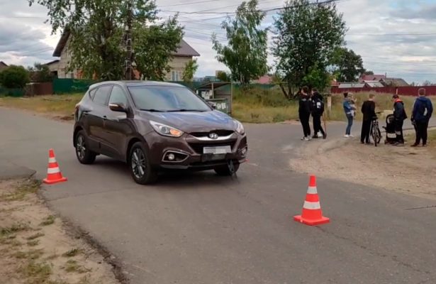 В Володарском районе в ДТП пострадал 12-летний мотоциклист.