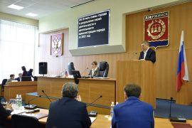 Оценку «удовлетворительно» поставили депутаты в Дзержинске за работу главы города