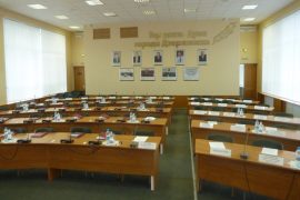 В Дзержинской думе начались заседания комитетов