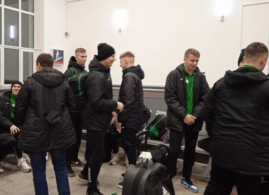 Дзержинские футболисты уехали на тренировки в Краснодарский край.