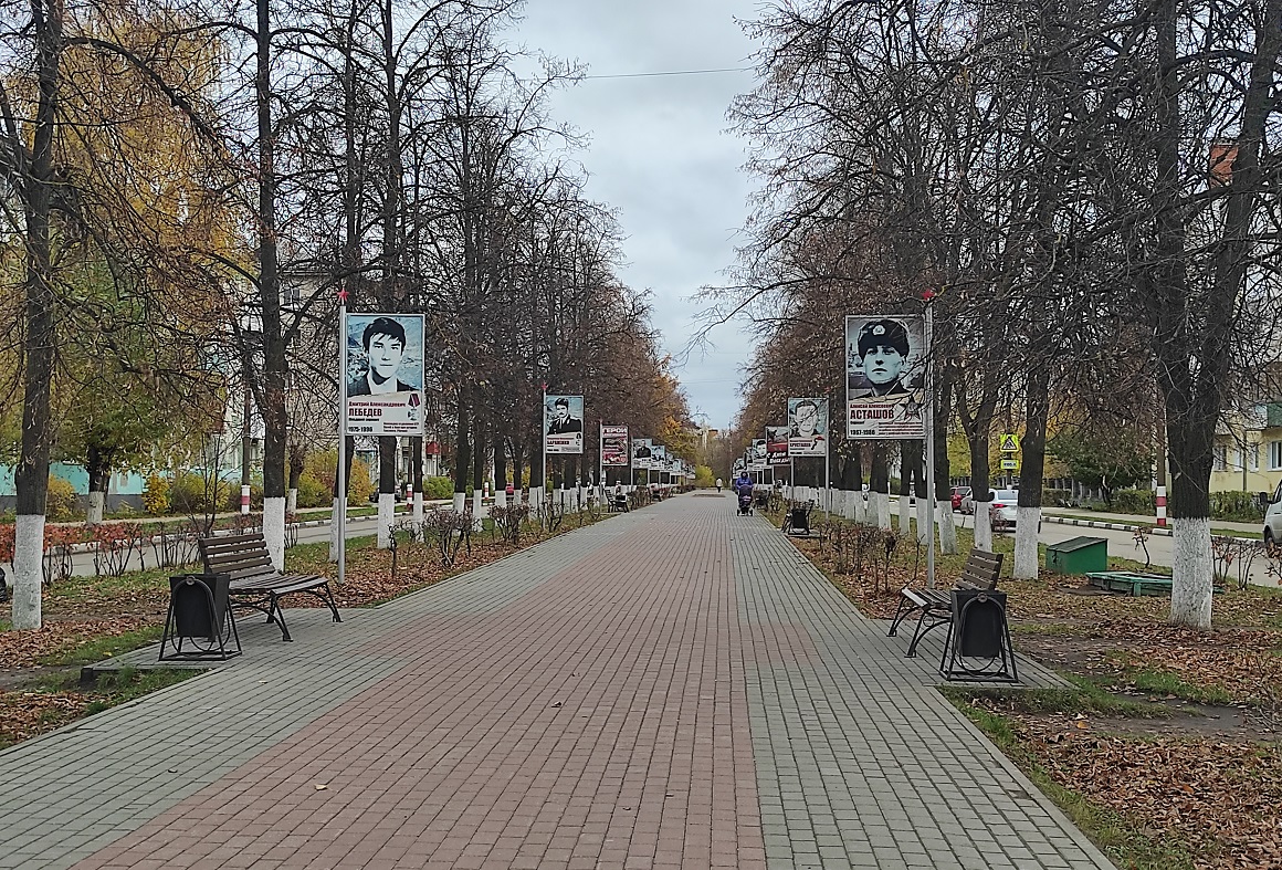 В память о трех погибших - Дзержинское время