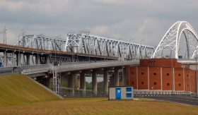В понедельник утром открылось движение по новому мосту через Волгу