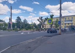 В Дзержинске появился еще один пешеходный переход.