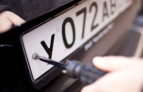 У меня сняли номера за просроченную страховку. В течение какого времени я могу ездить без номеров?