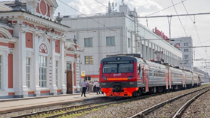 Дополнительный ускоренный электропоезд соединит Нижний Новгород и Казань.