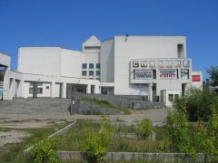 Дзержинские депутаты обсудили будущее молодежного центра «Спутник».