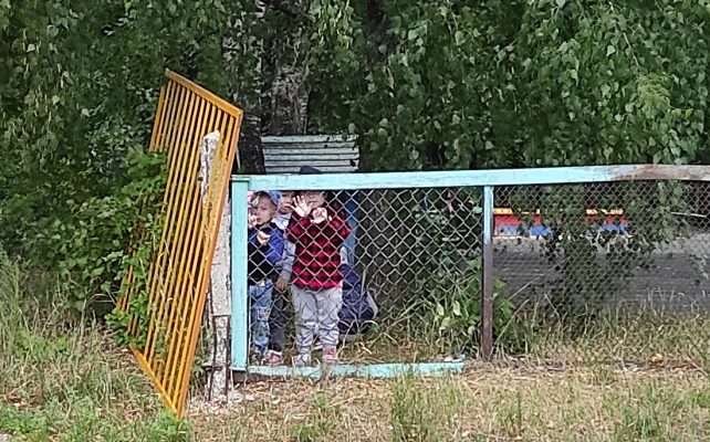 Из-за коммунальной аварии в Петряевке закрыли детский сад.