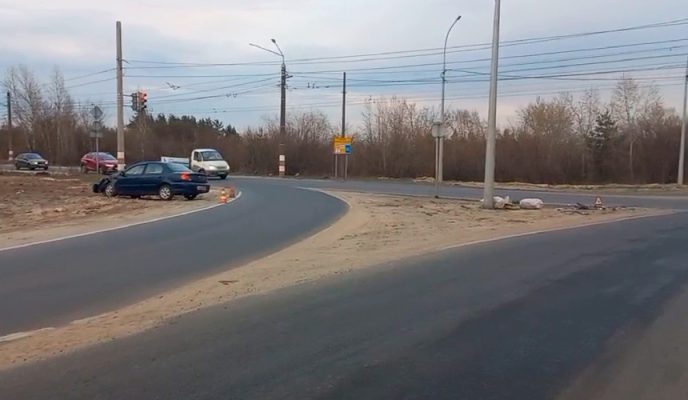 В Дзержинске в автоаварии пострадали две женщины.