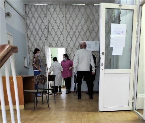 В России предложили возложить функции медсестер на неподготовленных людей.