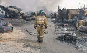 В Дзержинске будут расследовать причины большого пожара в промзоне.