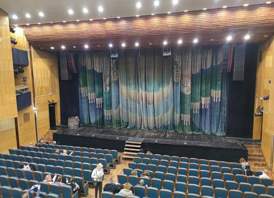 В Дзержинском театре драмы началась подготовка к новому театральному сезону.