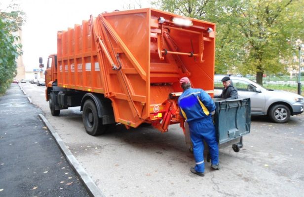 Глеб Никитин подписал изменения в Указ губернатора Нижегородской области от 26 декабря 2018 г. № 178 о снижении в среднем на 5% предельного уровня цены за коммунальную услугу по вывозу мусора.