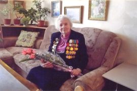 Свой 90-летний юбилей в этом году отметила ветеран и педагог Раиса Олимпиевна Анцыфрова. О ней - наш рассказ.