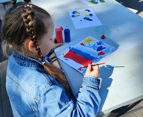 День России в Дзержинске прошел под эгидой детского творчества.