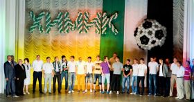 Во Дворце культуры химиков состоялась церемония поздравления футбольной команды «Химик»