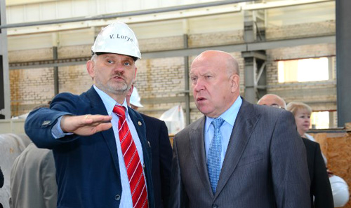 На этой неделе Дзержинск посетил губернатор Валерий Шанцев. Основной целью его визита  стало знакомство со строящимся на нашей территории машиностроительным заводом итальянской фирмы «Даниели».
